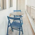 Archimede Lounge Appartement *