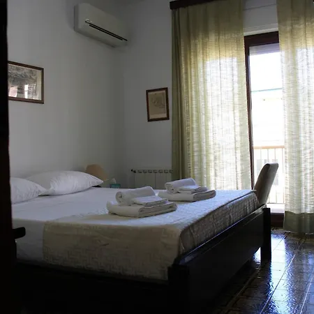 Archimede Lounge Apartment *