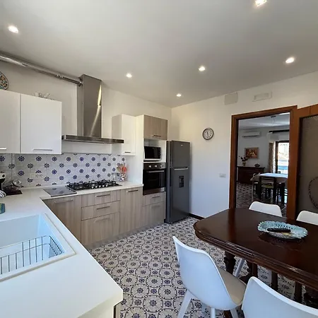 Archimede Lounge * 切法卢