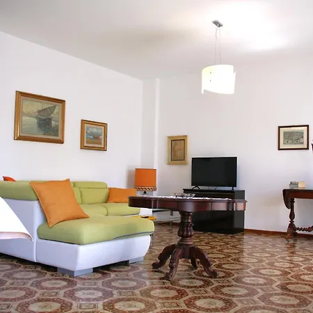 Apartment Archimede Lounge