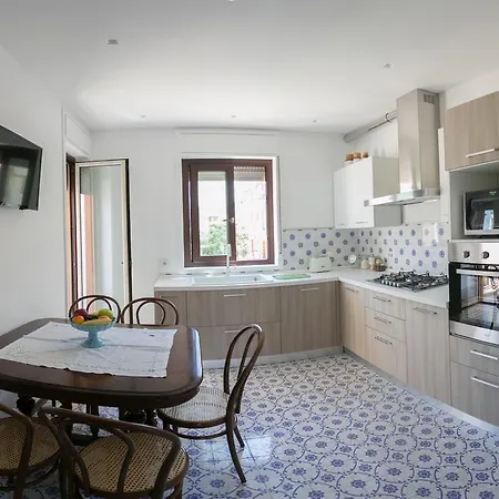 Archimede Lounge Apartment *